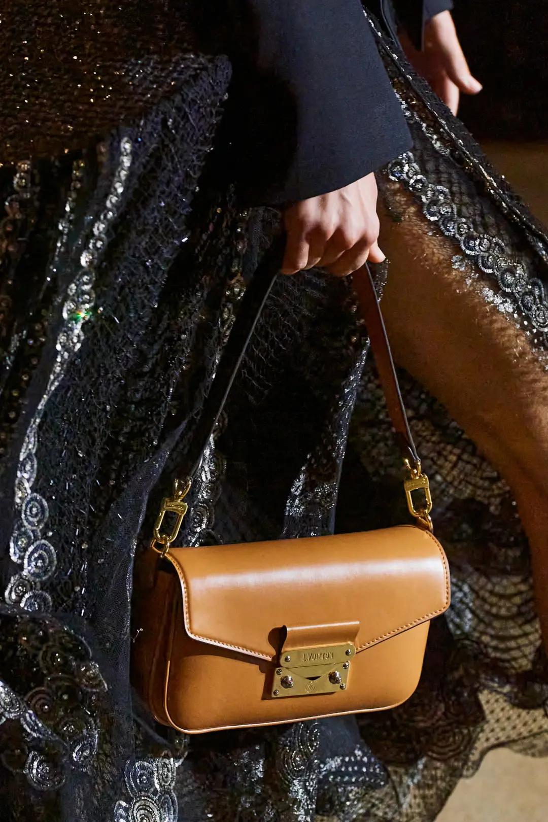 【疫情明年会有好转吗为什么,疫情明年会有好转吗为什么呢】