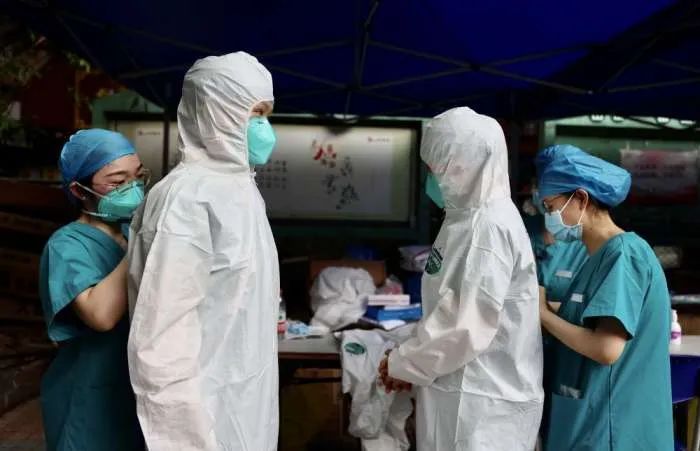 广州确诊病例来渝，重庆迅速响应筑牢防疫屏障