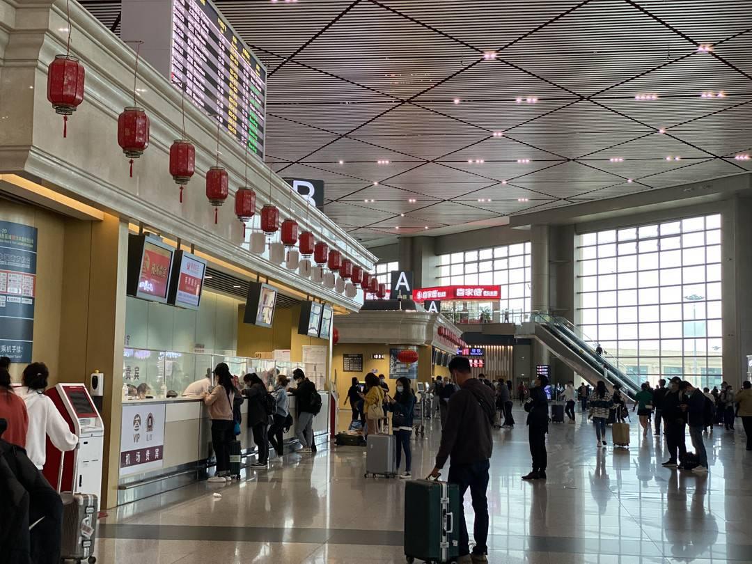 黑龙江疫情最新消息今天哈尔滨，防控措施再升级，市民生活有序应对