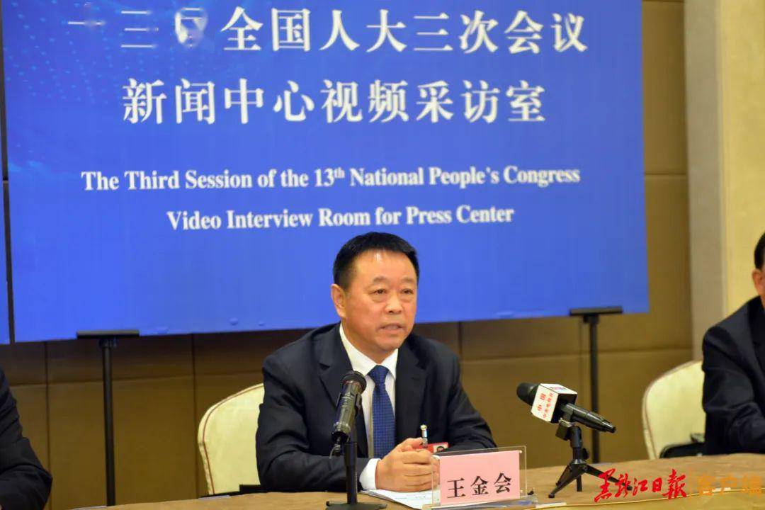 黑龙江省卫健委疫情发言人牟善刚，信息透明背后的硬核担当