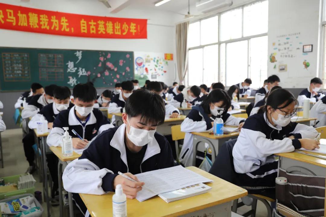 福建省疫情状态，防控措施与民众生活