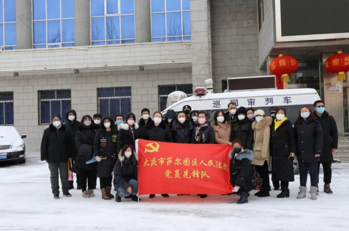 郑州大学，同心战疫筑堡垒，青春担当显本色