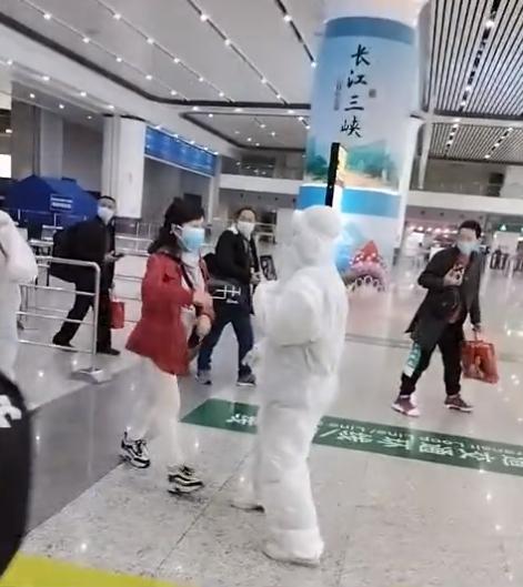重庆防疫办，筑牢疫情防控坚固防线