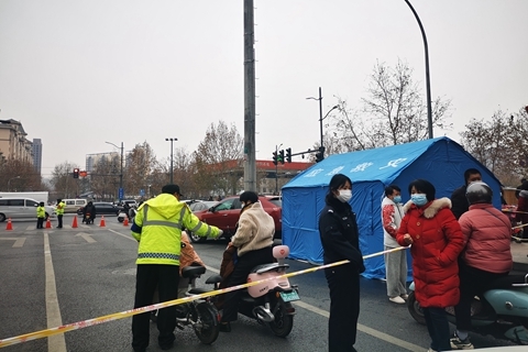 郑州疫情封闭多久，回顾与反思，一座城市的抗疫历程与韧性