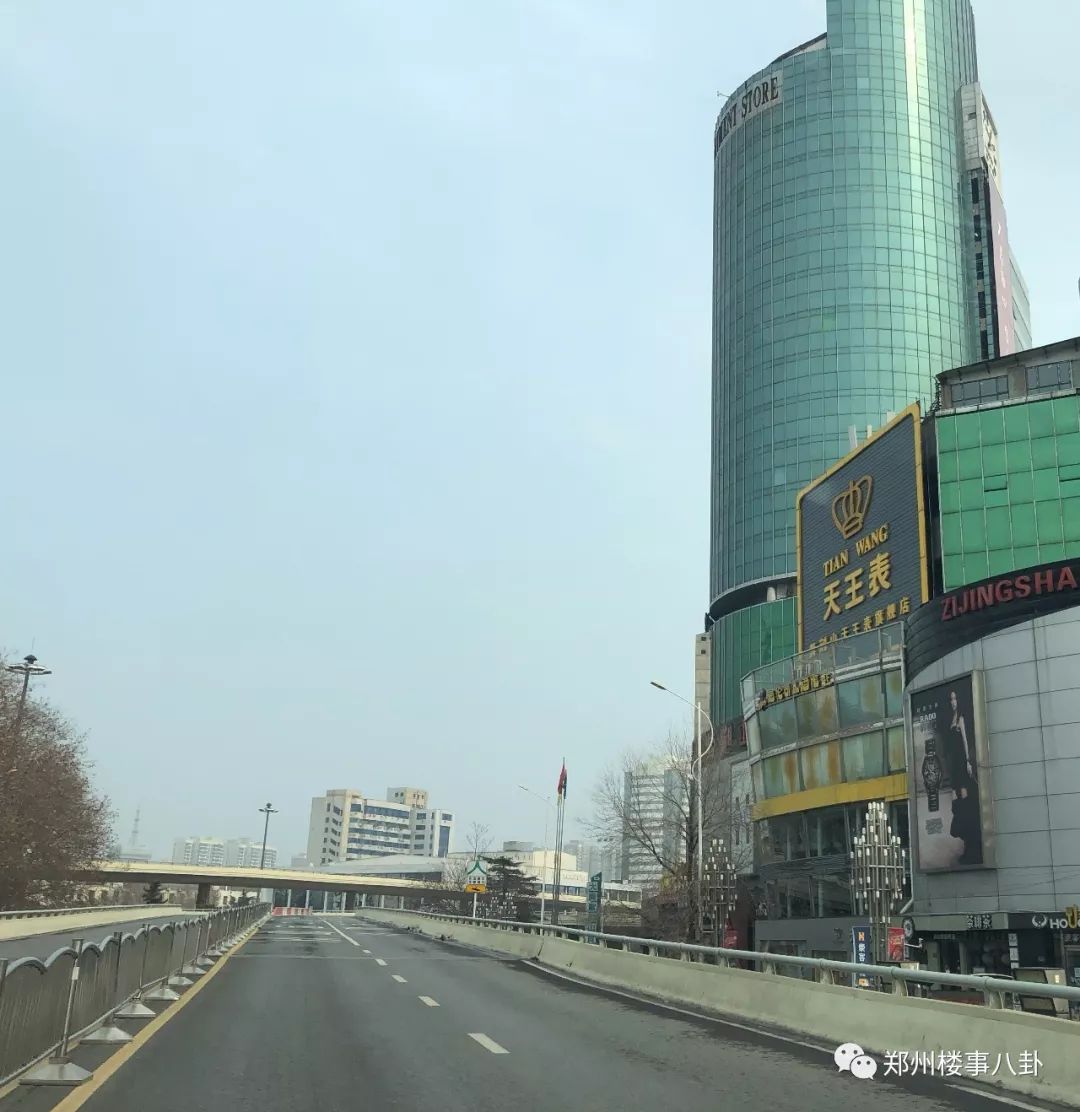 郑州封城消息，城市暂停下的坚韧与温情