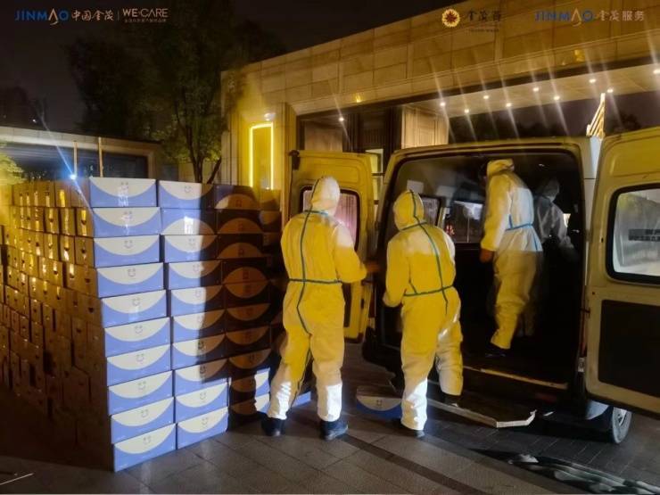 沪上疫情牵动金陵心，南京驰援上海背后的守望相助与城市温度