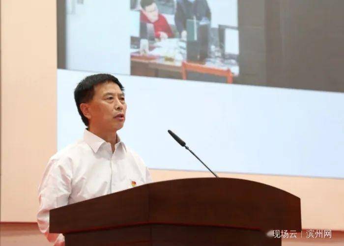 张文宏履新上海市卫健委副主任，抗疫先锋的使命与挑战