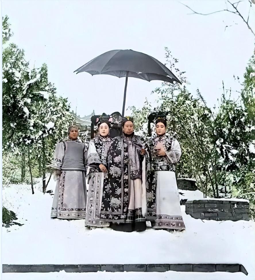 上海突发惊天大事！市民惊恐万分，警方紧急出动！