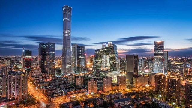 疫情下的上海与杭州—一座城市的坚韧与希望
