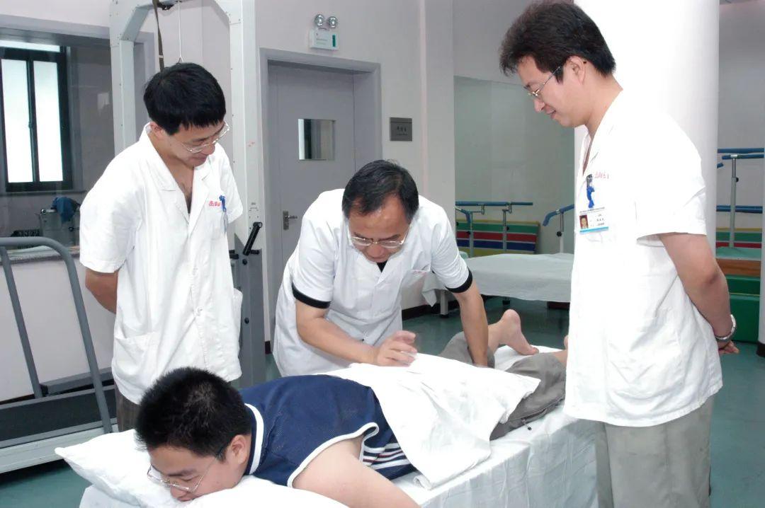 上海中医药专家，传承千年智慧，守护现代健康