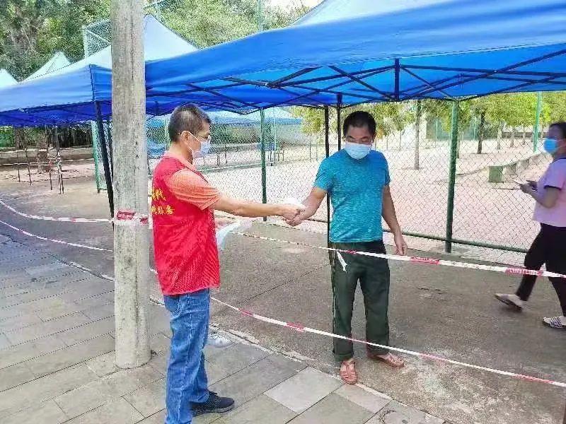 海口疫情爆发，全民抗疫，共克时艰
