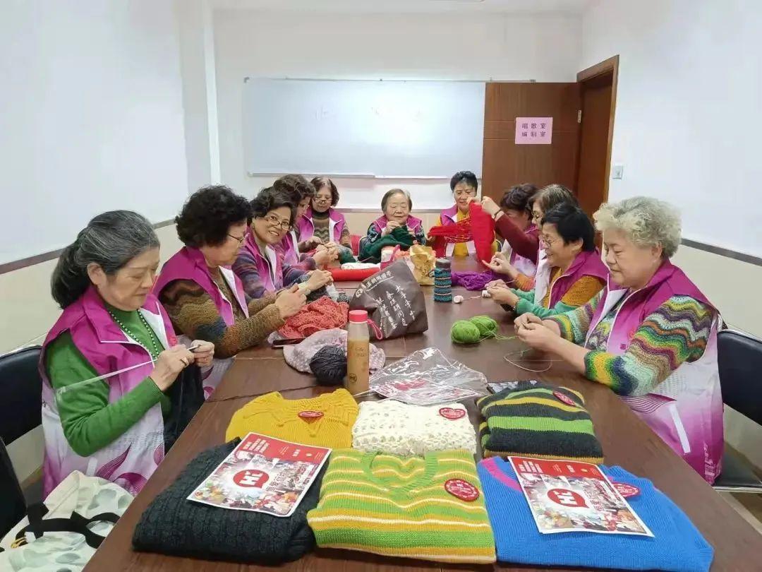 上海疫情防控形势，挑战与希望并存