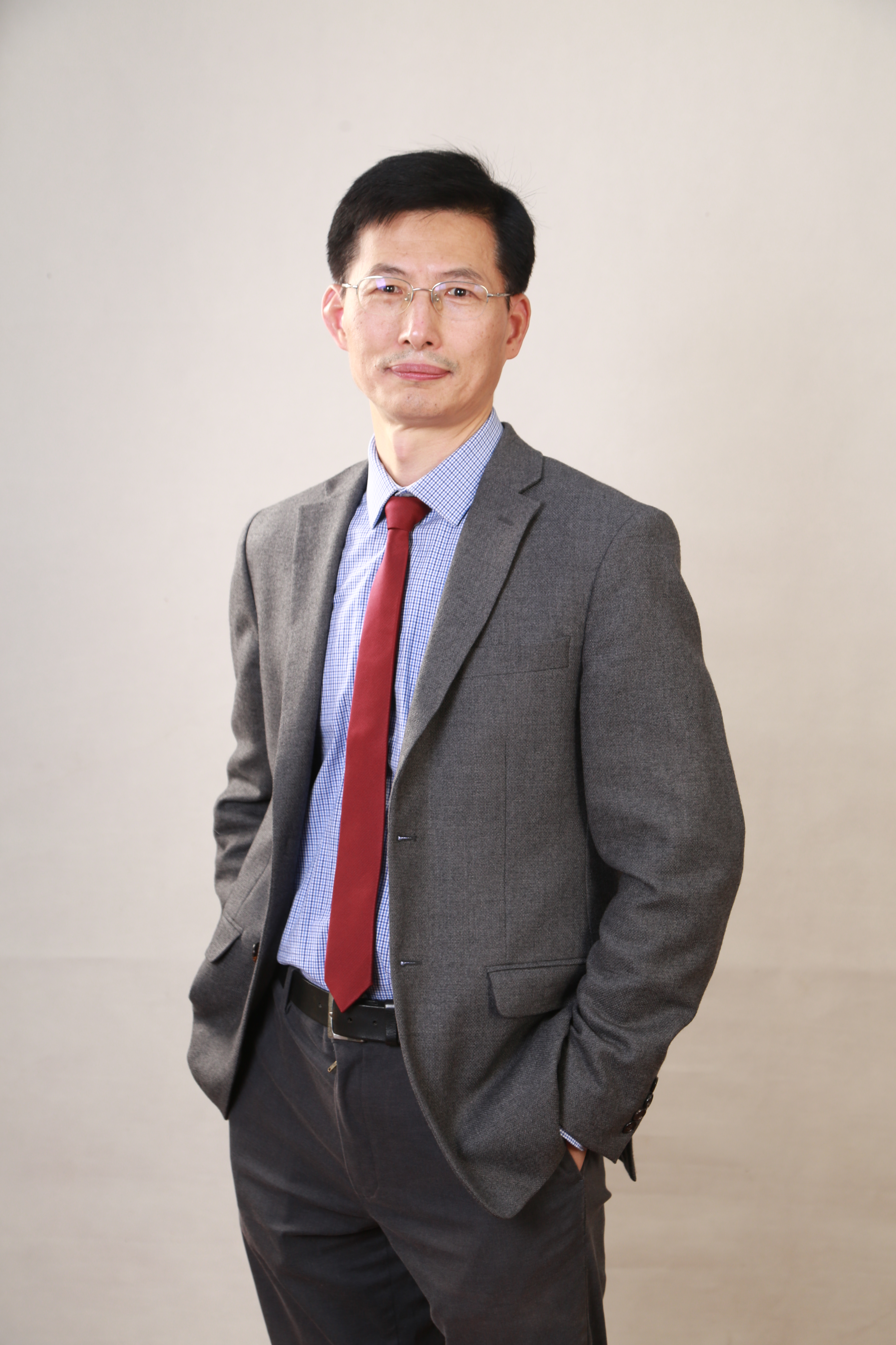 孙玮教授，天津财经大学的学术领航者与教育革新者
