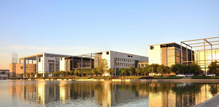 天津财经大学孙鑫