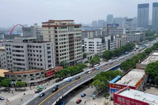 南昌南京西路，一条连接历史与未来的繁华动脉