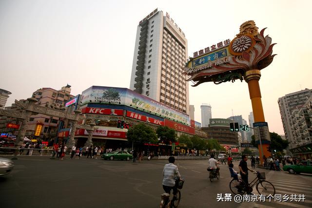 南京湖南路沉浮录，从第二新街口到城市记忆的转型之路