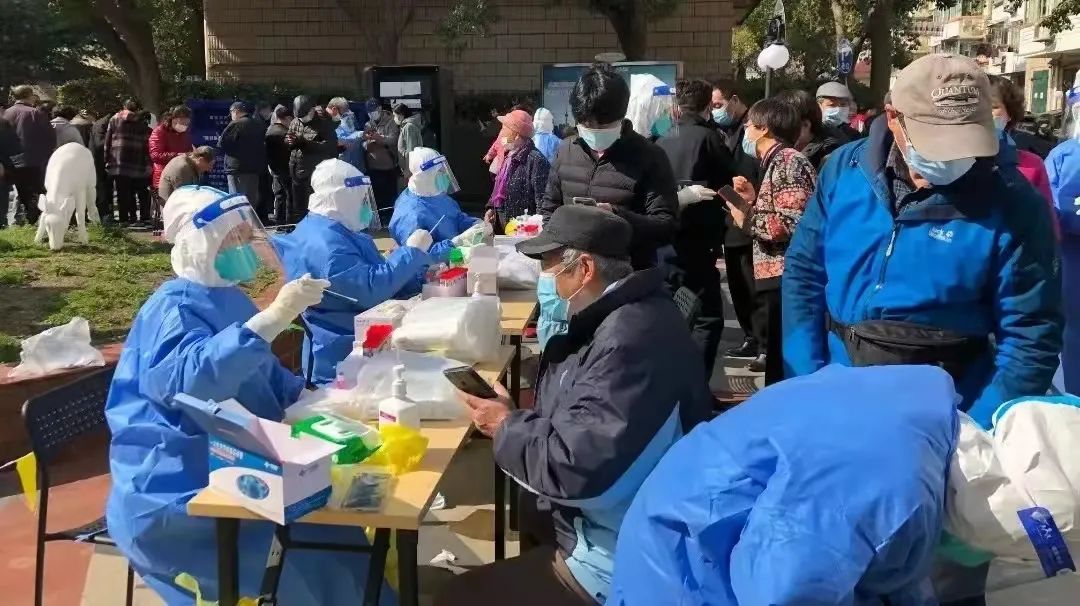 上海新冠疫情形势严峻，防控措施升级