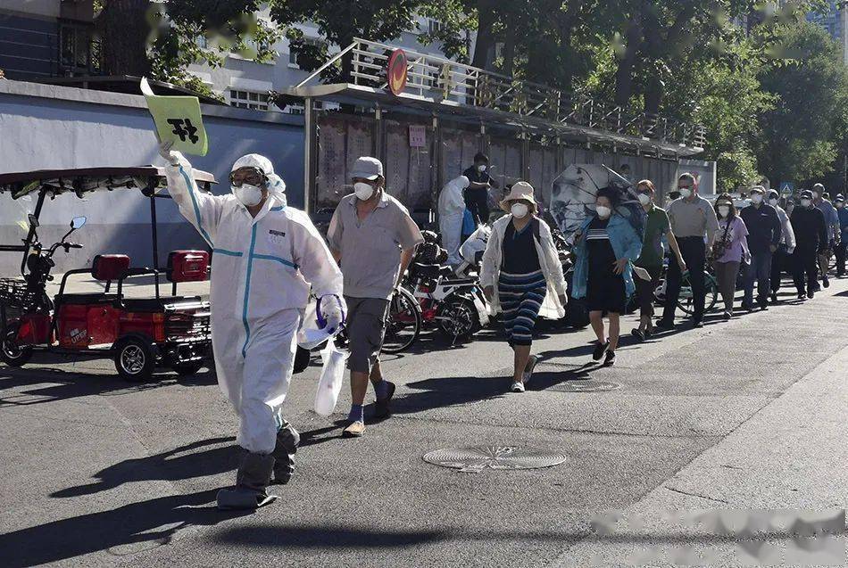 北京疫情形势严峻 仅次于武汉