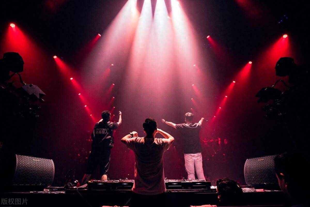 疫情下的城市边界—福州夜店停业,上海还能进入吗? 疫情下的城市边界—福州夜店停业,上海还能进入吗?