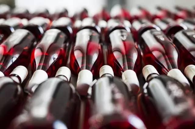 福州疫情紧急通知，郑州最新防控措施出台